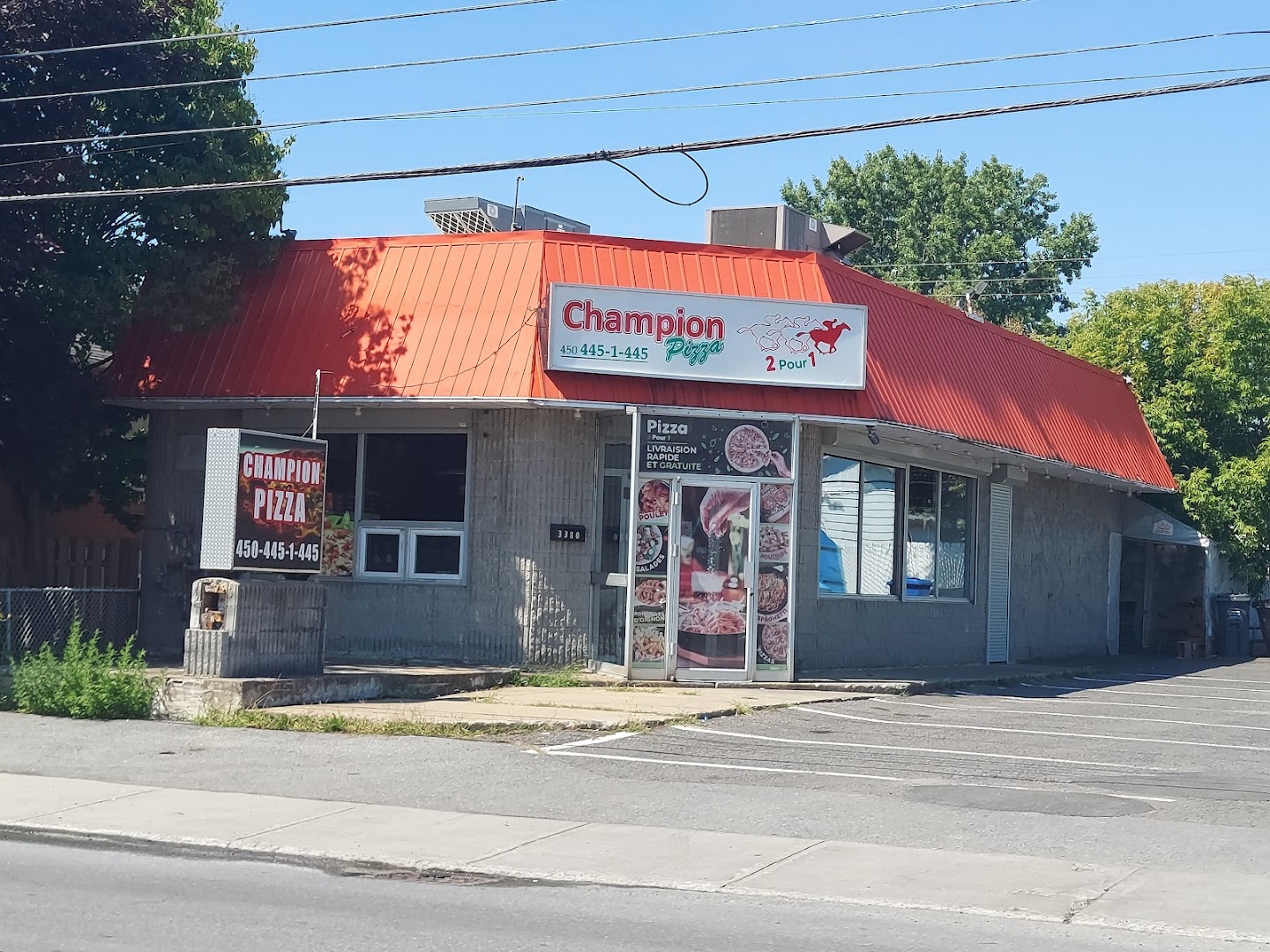 Champion 2 Pour 1 Pizza Saint-Hubert