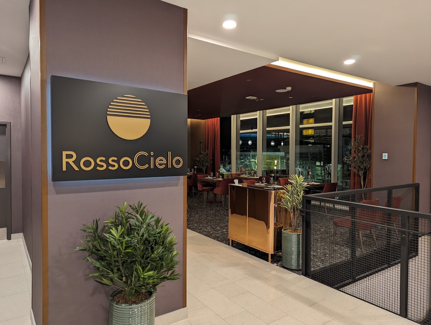RossoCielo Restaurant & Bar