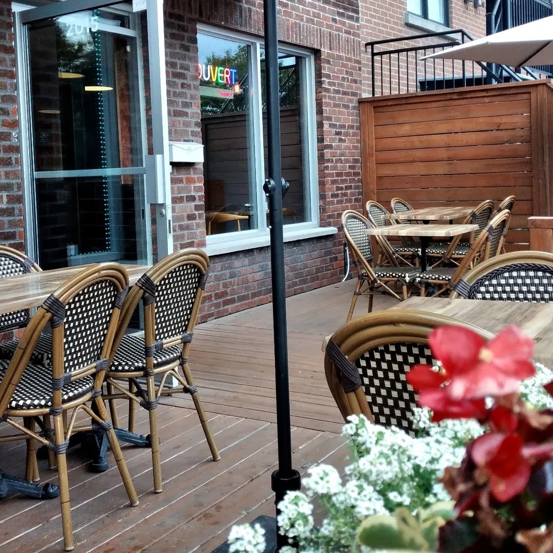 L&rsquo;oeuf Alpha Montréal