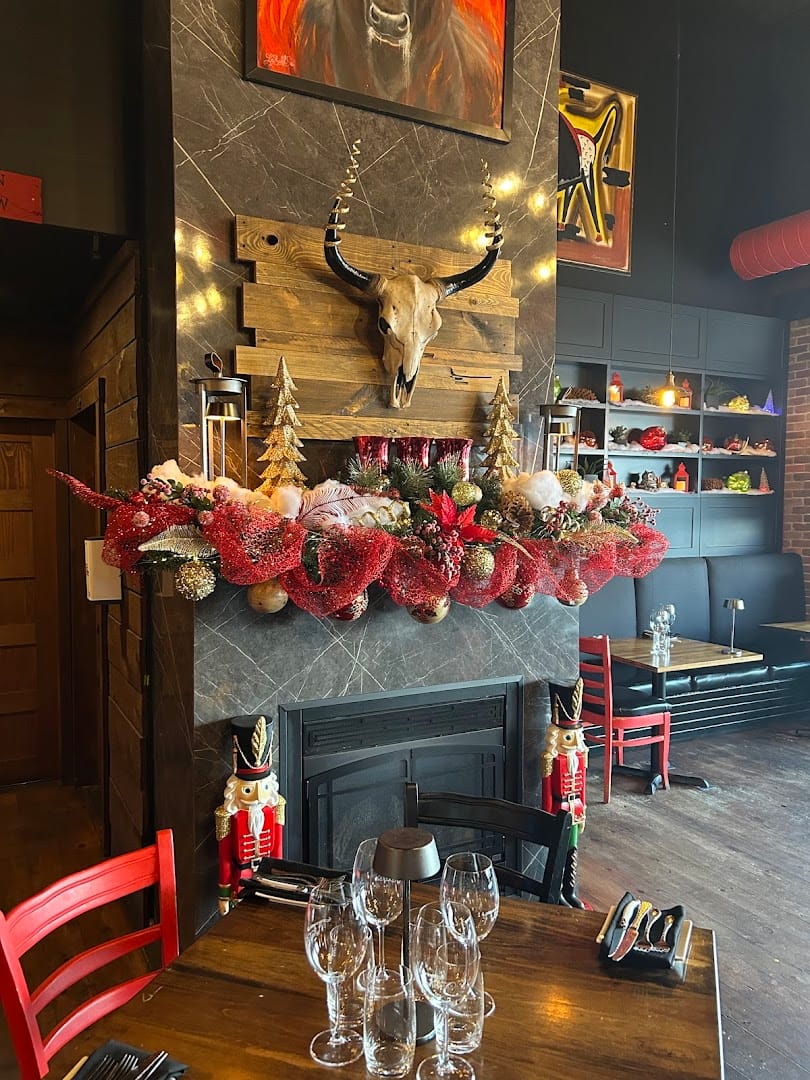 Restaurant Toro Bistro & Grill