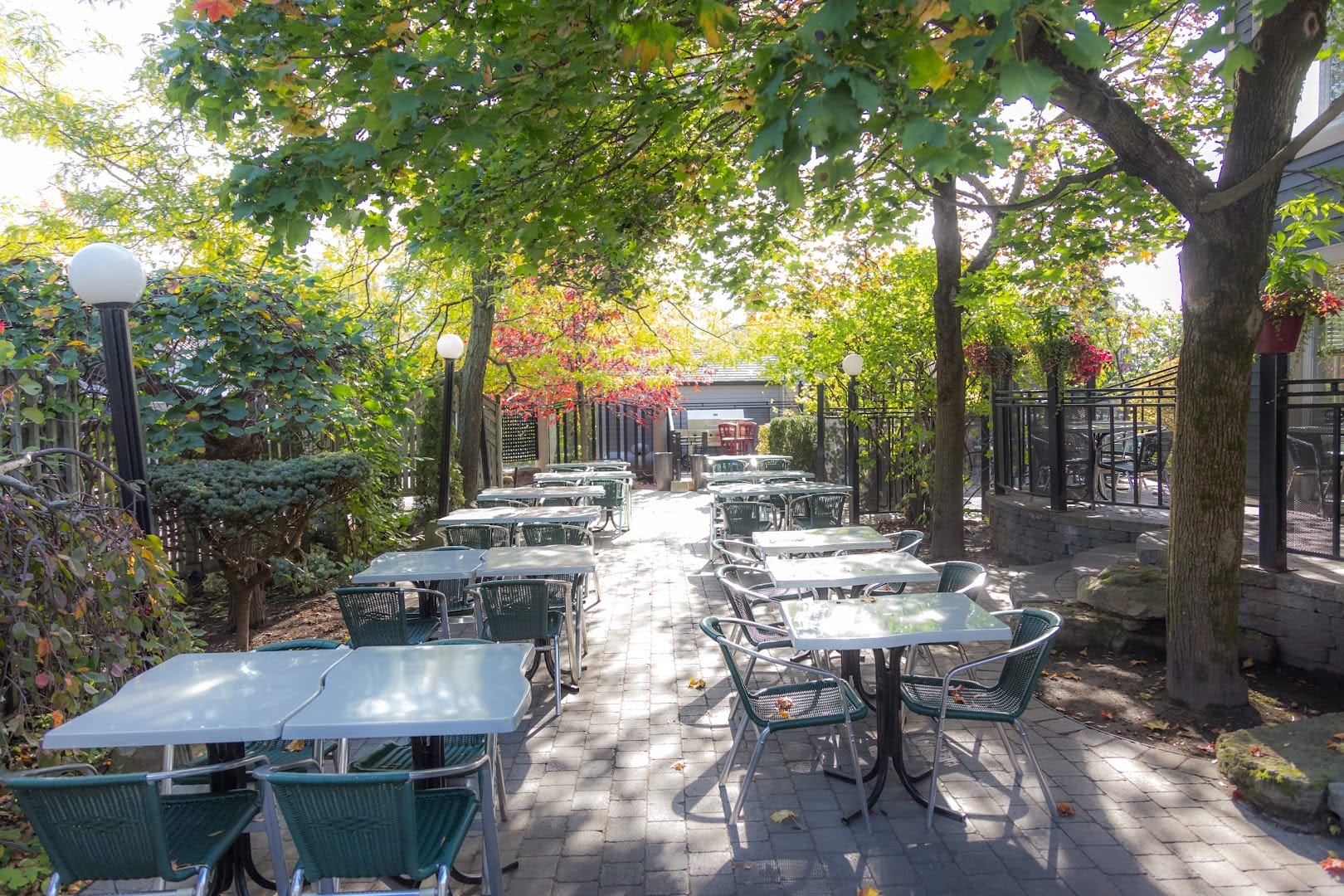 Au Trait D&rsquo;Union