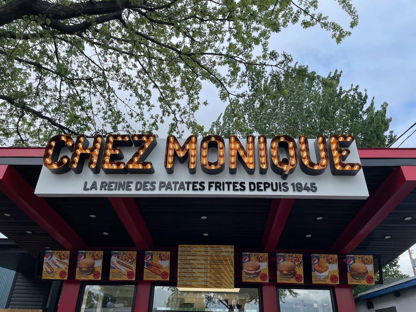 Chez Monique